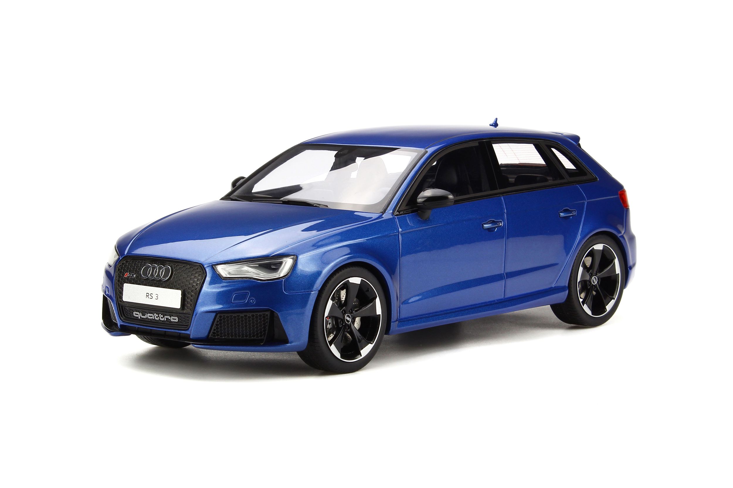 AUDI RS3 2015
