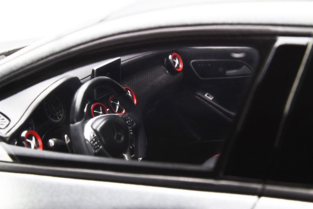 Spark Model S1075 MERCEDES A 45 AMG 2014 RED 1:43 Modellino