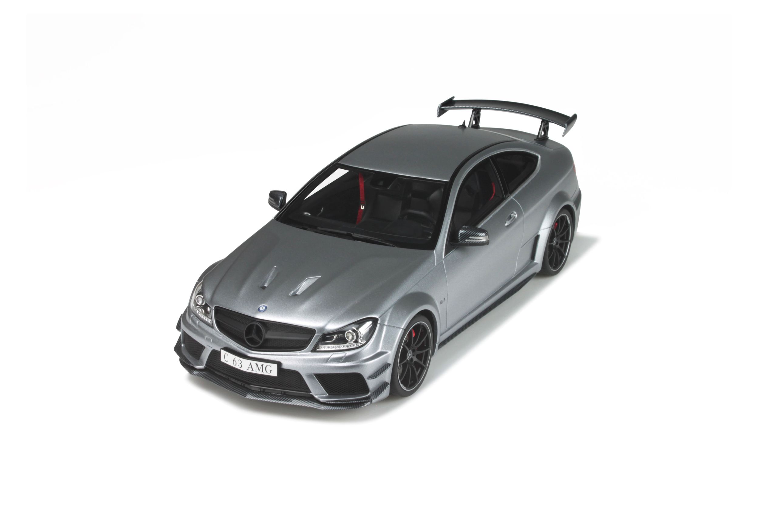 Mercedes-Benz C63 AMG Edition 507 - Model car collection - GT SPIRIT