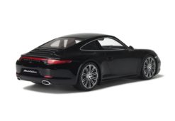 Porsche 911 (991) Carrera 4 Black Edition