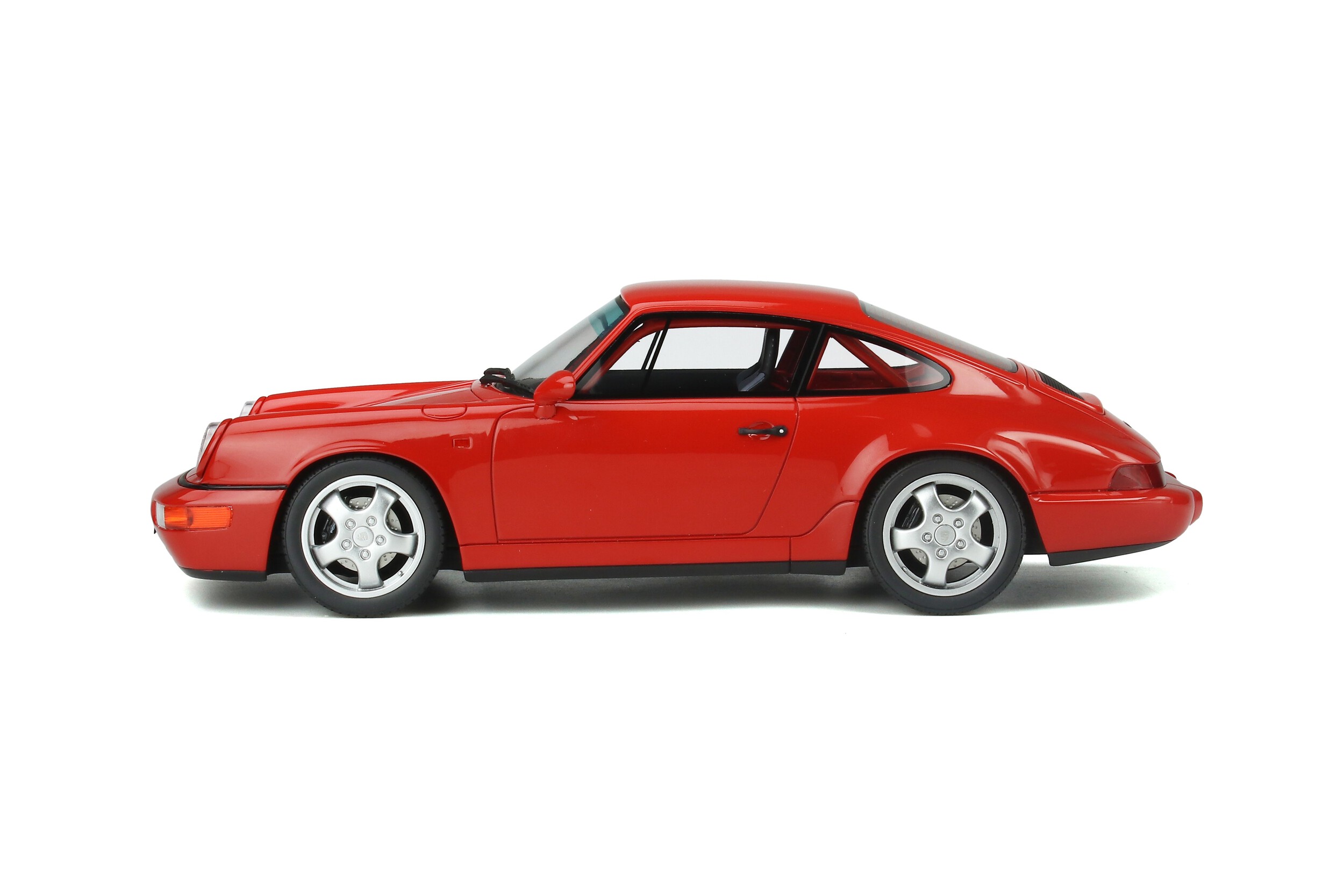 Porsche 911 (964) Carrera RS Club Sport - Model car collection - GT SPIRIT Porsche 911 (964) Carrera RS Club Sport - Model car collection - GT SPIRIT