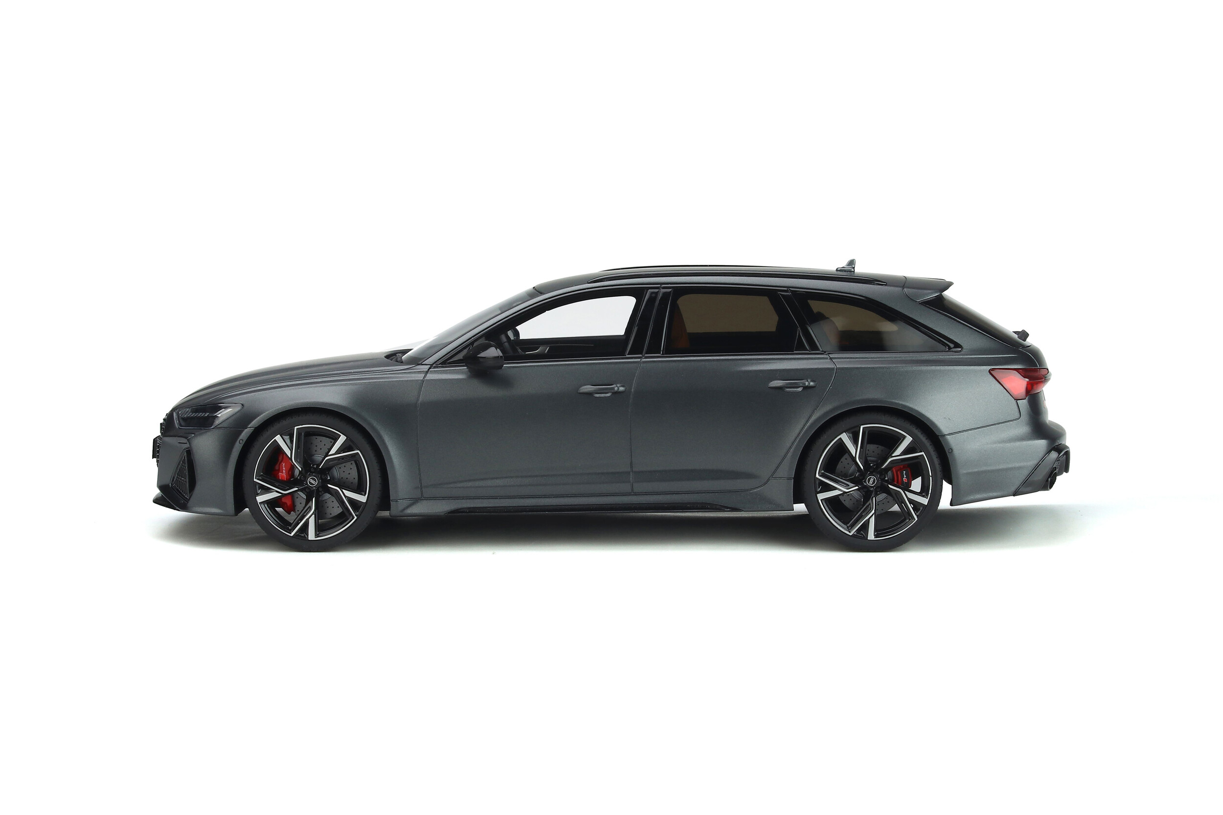 Audi RS 6 Avant - Voiture miniature de collection - GT SPIRIT