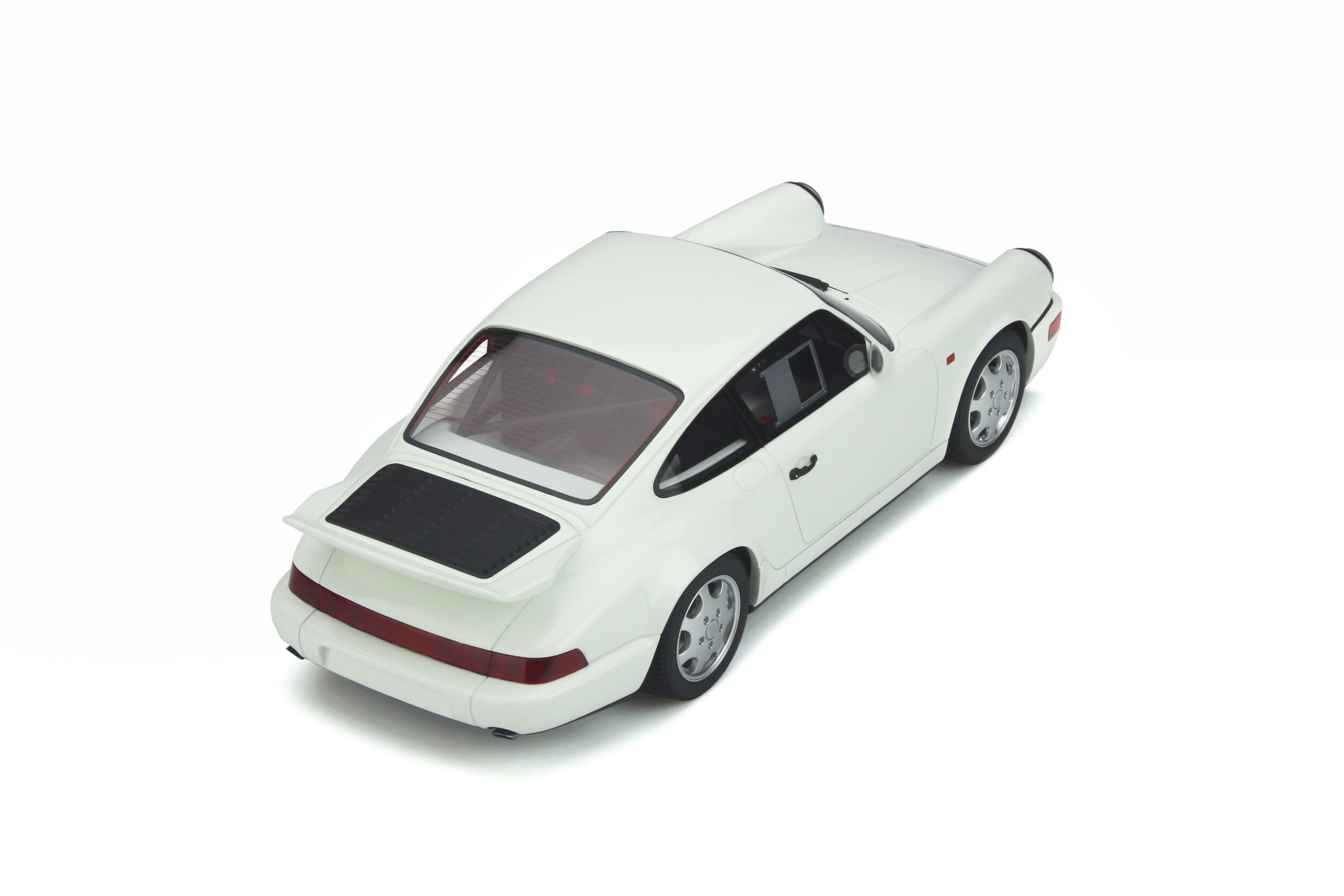 Porsche 911 (964) Carrera 4 Lightweight - Model car collection - GT SPIRIT
