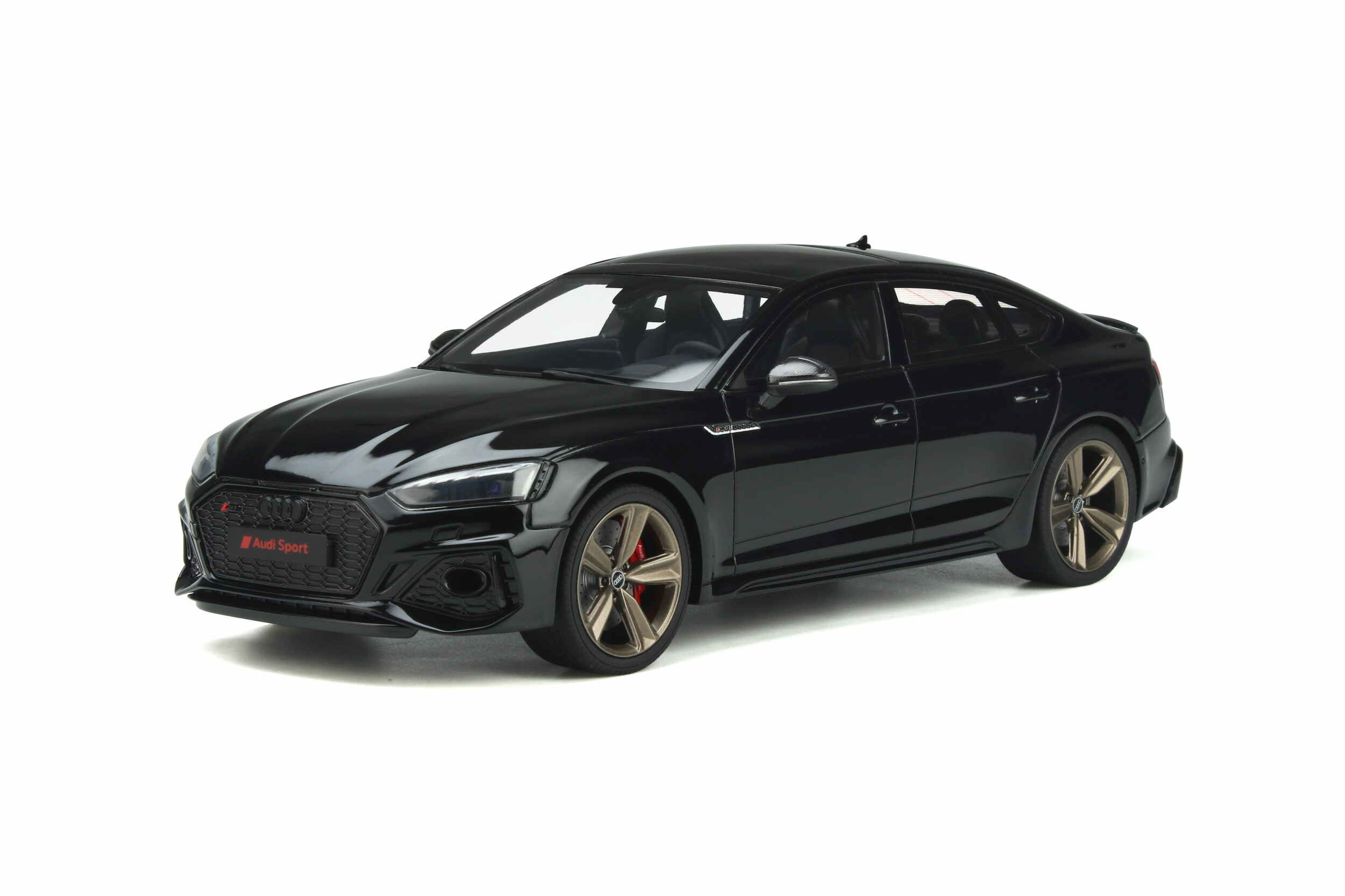 Audi RS 5 (B9) Sportback - Model car collection - GT SPIRIT