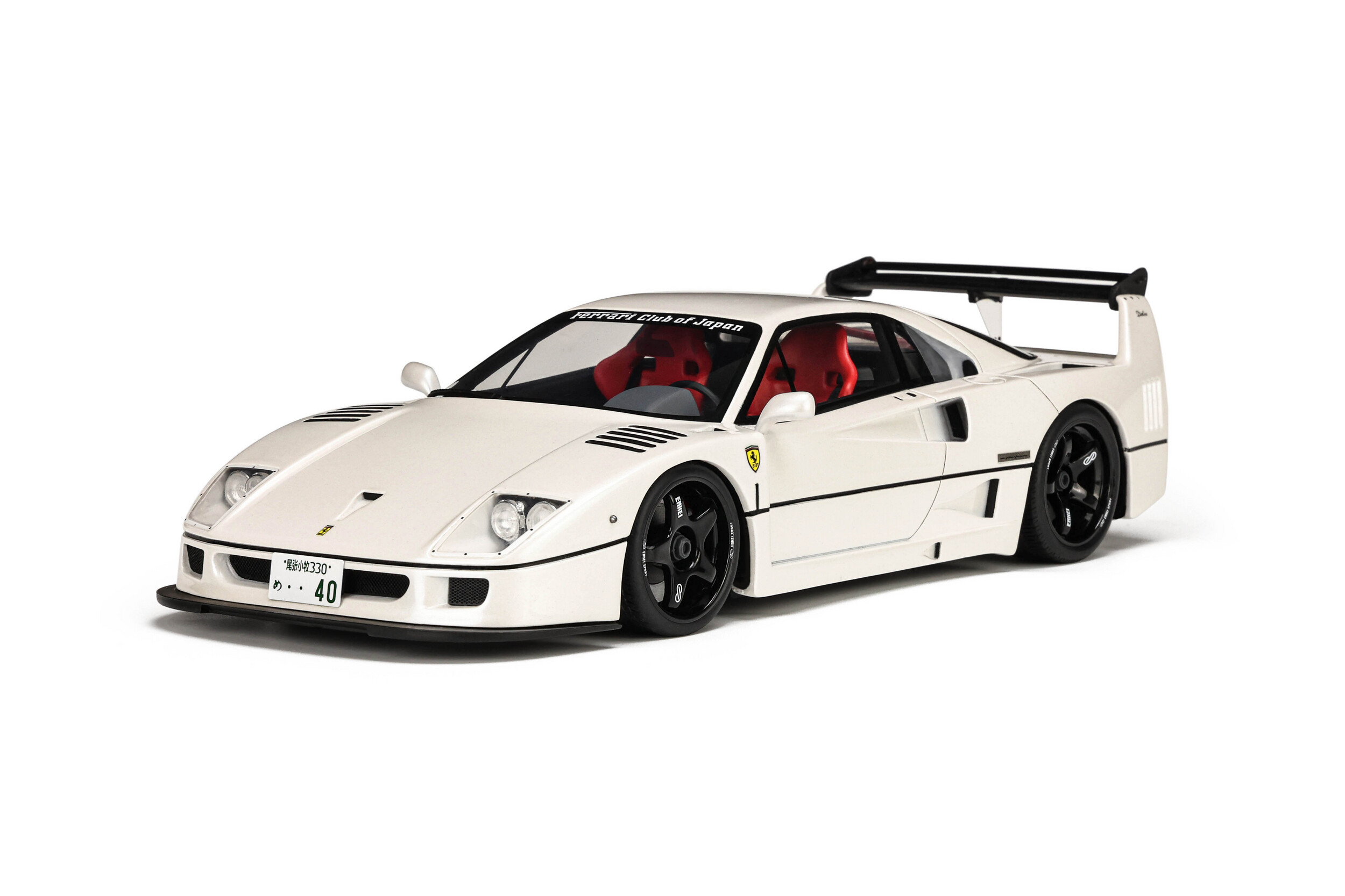 F 40