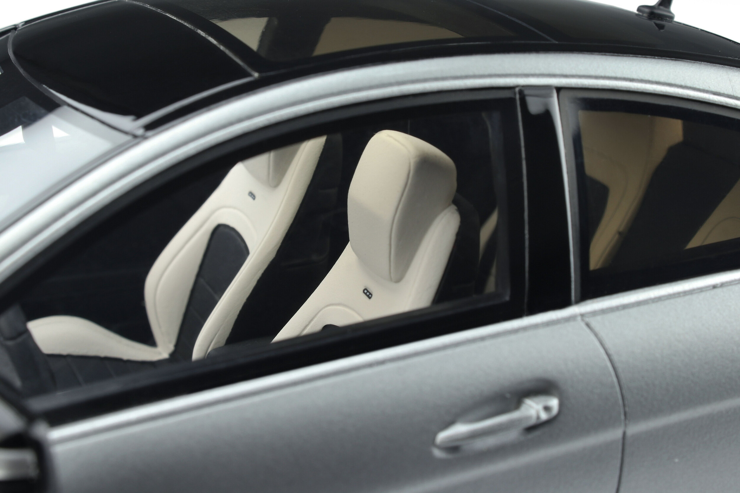 Mercedes-Benz C63 AMG Edition 507 - Model car collection