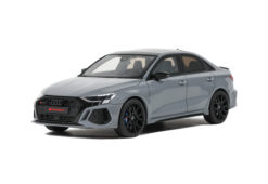 Modèle de voiture GT Spirit Audi RS3 Sportback rouge 2023 échelle 1/18